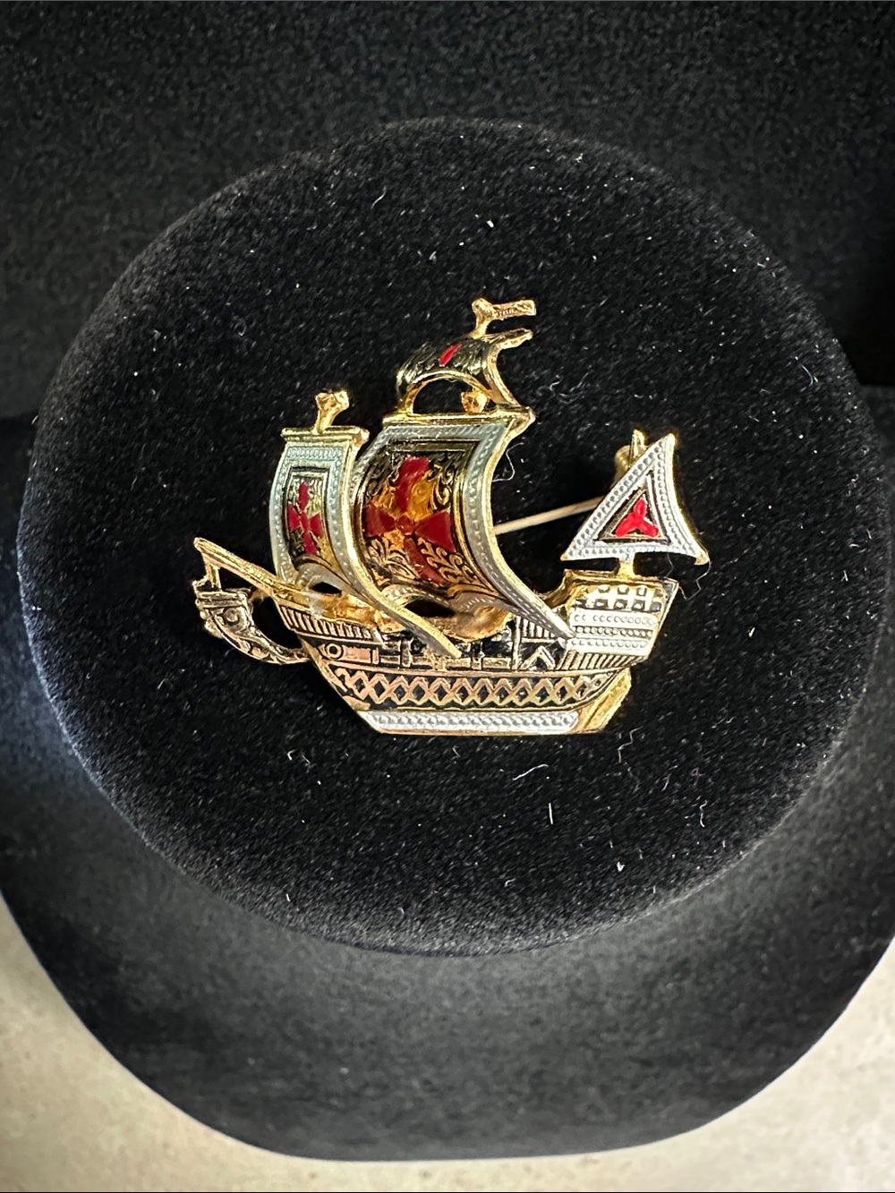Vintage Damascene Spanish Galleon Gold-Tone Sailing Ship Enamel Brooch